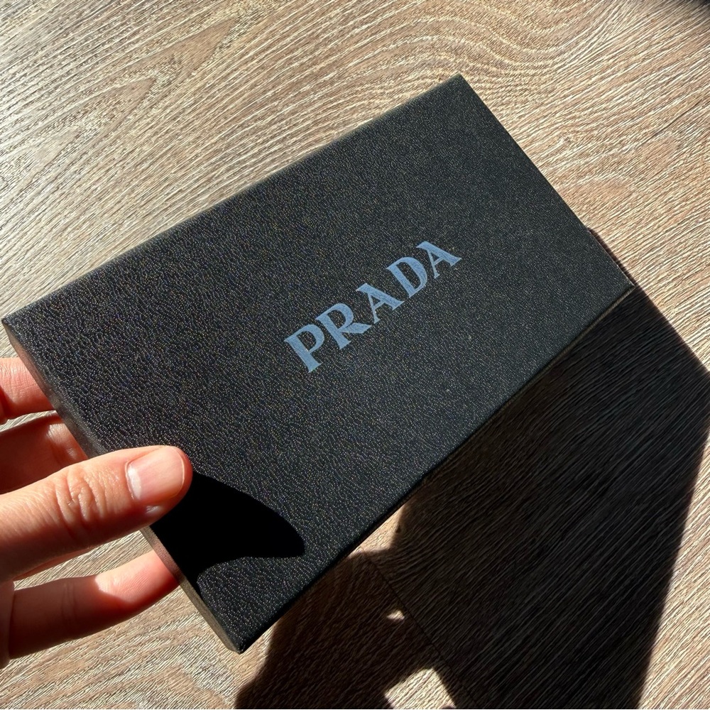 Prada Blush Pink Card Holder - Picture 8 of 9